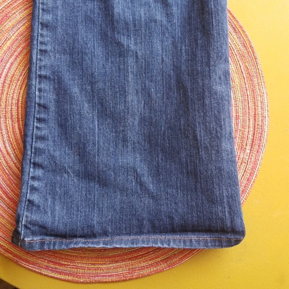 Eddie Bauer Classic Jeans - Picture 3 of 5